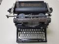 maquina-de-escribir-antigua-underwood-small-0