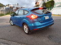 ford-focus-2015-hatchback-small-3