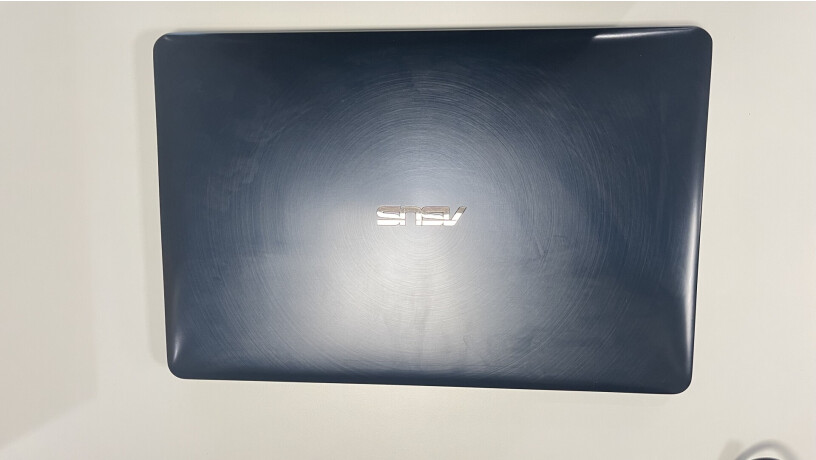 laptop-asus-zenbook-pro-15-ux550ge-big-4