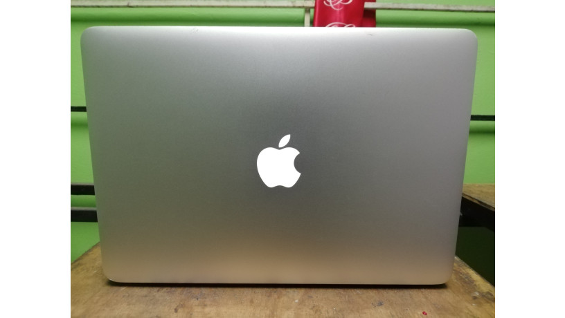 macbook-core-i5-13-inch2014-big-2